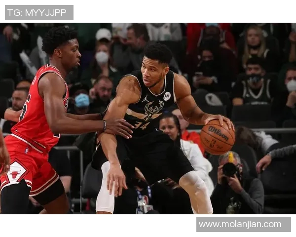 雄鹿队字母哥复出空砍准三双,雄鹿惜败国王!拉文31分率国王四人得分20